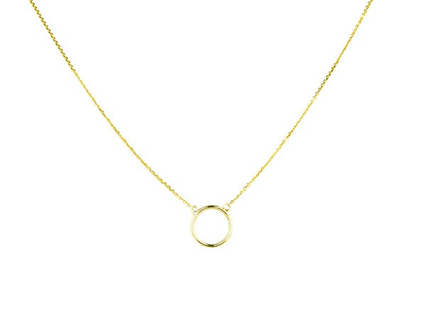 Cadena con círculo central en oro amarillo de 750mm. Cadena con círculo central en oro amarillo de 750mm.