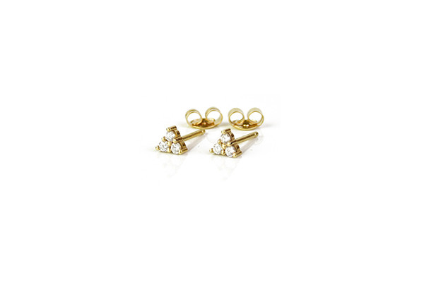 Yellow gold earrings with a triangular shape and diamonds.