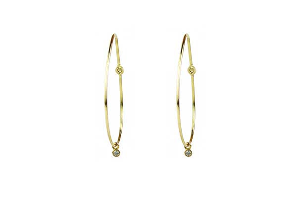 Pendiente hilo de oro amarillo con colgante de 1 brillante
