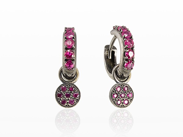 Silver earrings with rubies Silver earrings with rubies