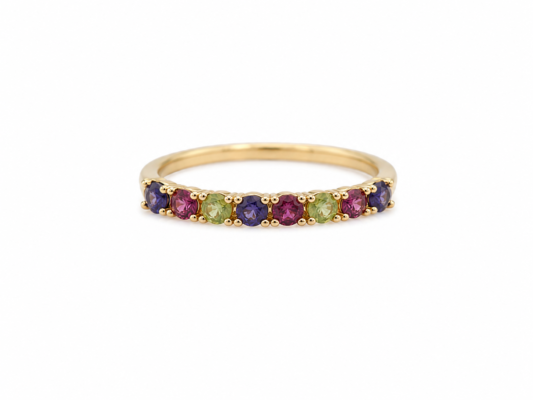 Yellow gold ring with natural stones.