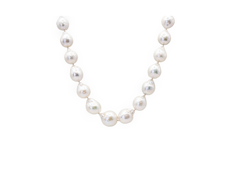 Collar de perla Biwa barroca con cierre de oro blanco. Collar de perla Biwa barroca con cierre de oro blanco.