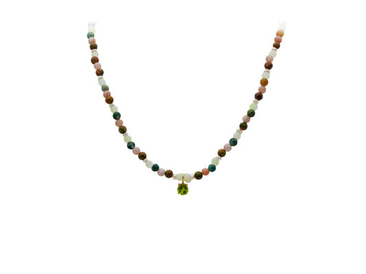 Yellow gold necklace with natural stones.
