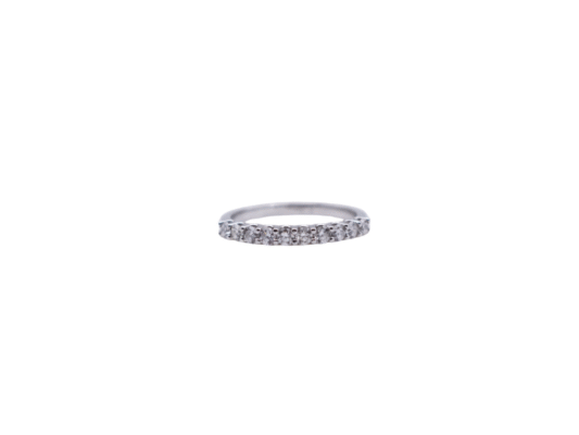White gold ring with 10 diamonds.